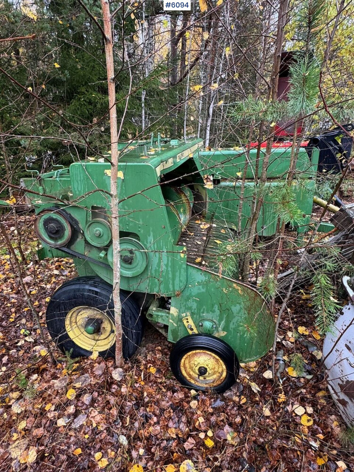 John Deere 332 - Техника для сенозаготовки: фото 4 John Deere 332 - Техника для сенозаготовки: фото 4