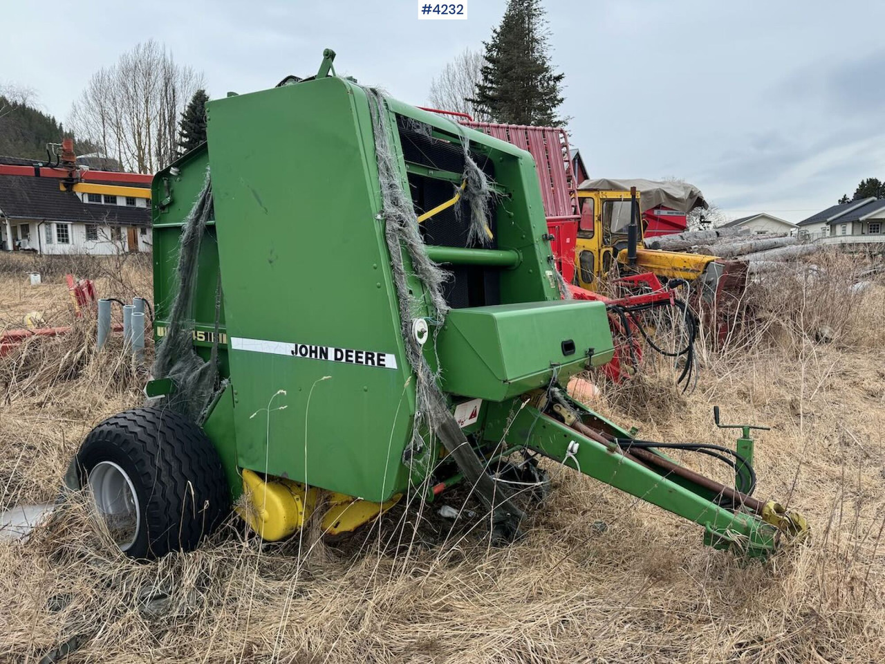John Deere 545 Round baler - Техника для сенозаготовки: фото 2 John Deere 545 Round baler - Техника для сенозаготовки: фото 2