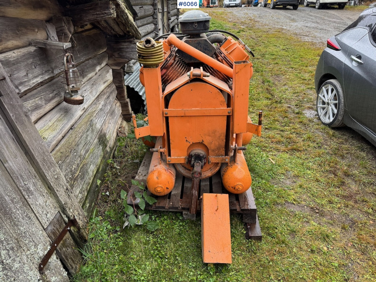 Koberg 75 w/ 1 hammer, grease pot and some stretchers. - Воздушный компрессор: фото 5 Koberg 75 w/ 1 hammer, grease pot and some stretchers. - Воздушный компрессор: фото 5