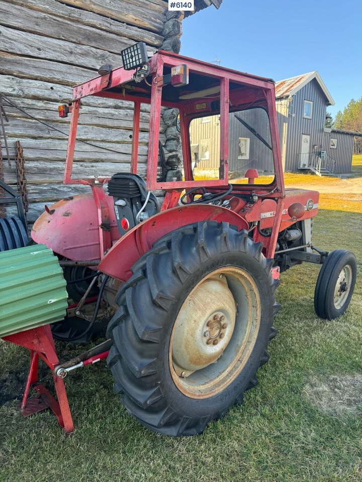 Massey Ferguson 133 - Трактор: фото 5 Massey Ferguson 133 - Трактор: фото 5