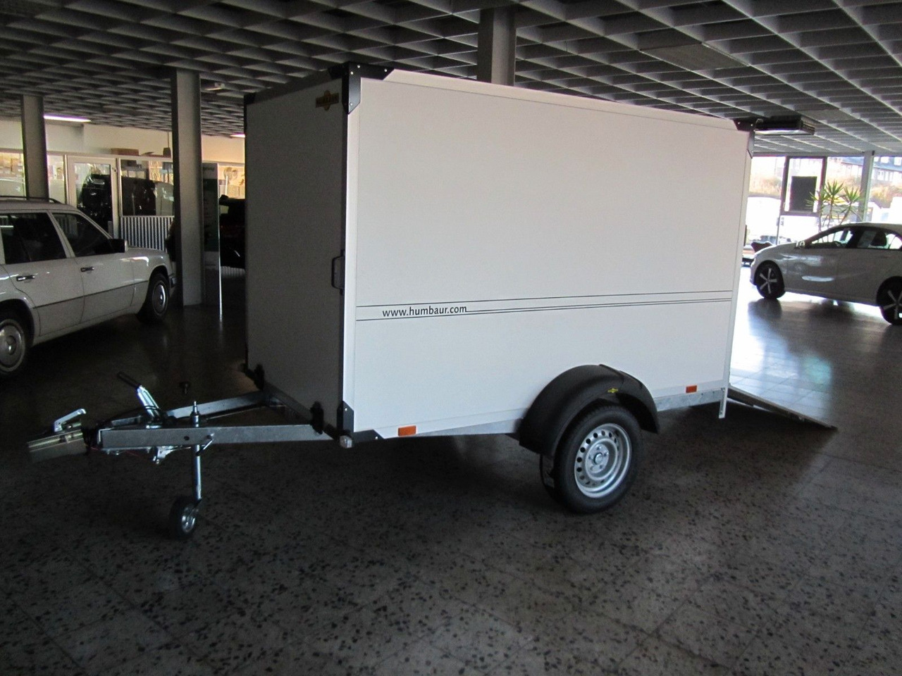 Humbaur HK 132513-15P Überfahrwand Kofferanhänger Flex - Прицеп-фургон: фото 4 Humbaur HK 132513-15P Überfahrwand Kofferanhänger Flex - Прицеп-фургон: фото 4