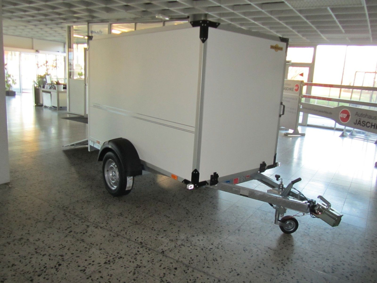 Humbaur HK 132513-15P Überfahrwand Kofferanhänger Flex - Прицеп-фургон: фото 2 Humbaur HK 132513-15P Überfahrwand Kofferanhänger Flex - Прицеп-фургон: фото 2