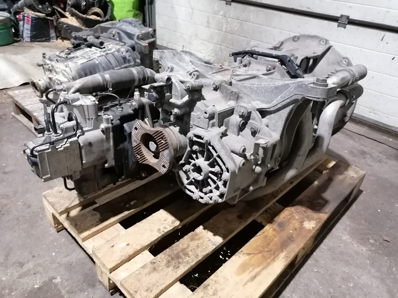 Mercedes-Benz Actros MP-4 gearbox G211-12+Retarder REPAIRED - Коробка передач: фото 3 Mercedes-Benz Actros MP-4 gearbox G211-12+Retarder REPAIRED - Коробка передач: фото 3