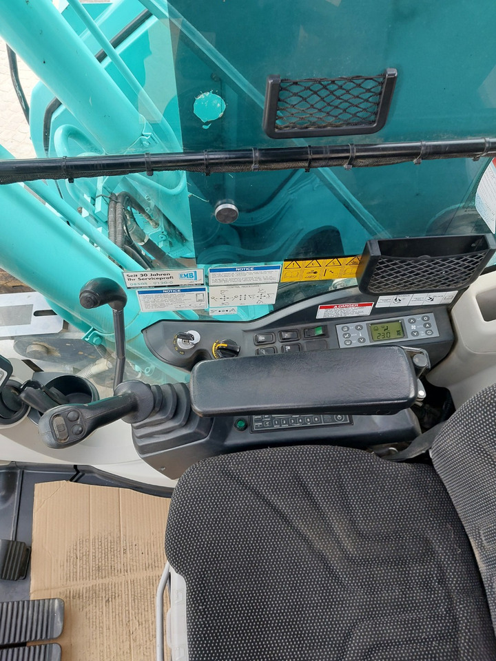 Гусеничный экскаватор Kobelco SK230SRLC-5: фото 12