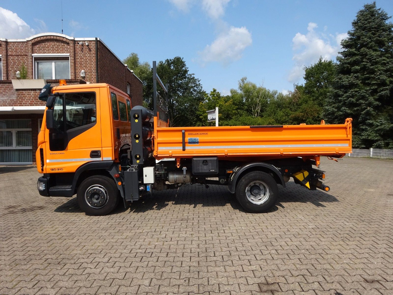 Iveco 120-210 MEILLER 3Skipper CNG GAS 4x2 - Самосвал: фото 4 Iveco 120-210 MEILLER 3Skipper CNG GAS 4x2 - Самосвал: фото 4