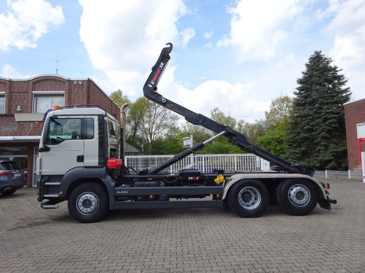 MAN 26.320 Multilift Abroller mit Lift+Lenkachse - Крюковой мультилифт: фото 4 MAN 26.320 Multilift Abroller mit Lift+Lenkachse - Крюковой мультилифт: фото 4