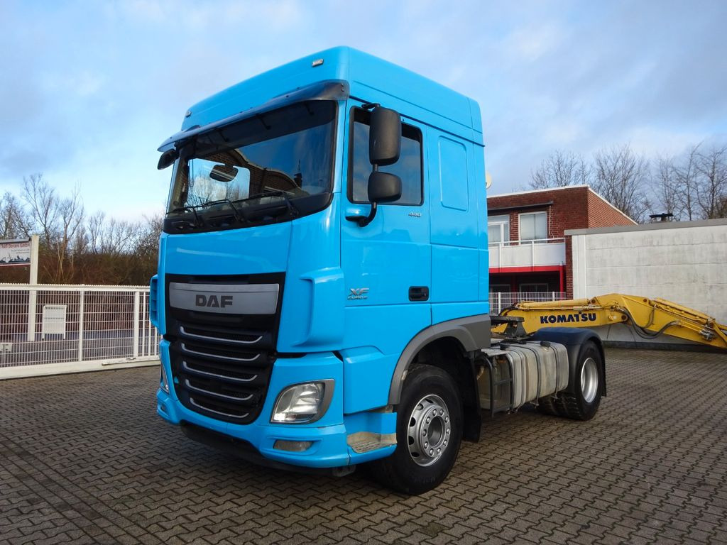 DAF XF 440 + Hydrl. Pumpe 4x2 DAF XF 440 + Kipphydraulik - Тягач: фото 2 DAF XF 440 + Hydrl. Pumpe 4x2 DAF XF 440 + Kipphydraulik - Тягач: фото 2