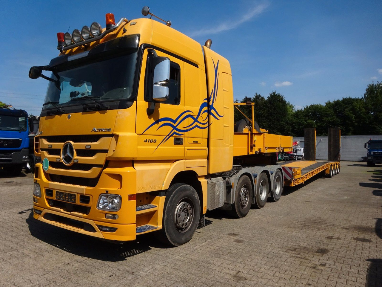 Mercedes-Benz 4160 V8 Actros SZM Schwerlast 8x4 - Тягач: фото 2 Mercedes-Benz 4160 V8 Actros SZM Schwerlast 8x4 - Тягач: фото 2
