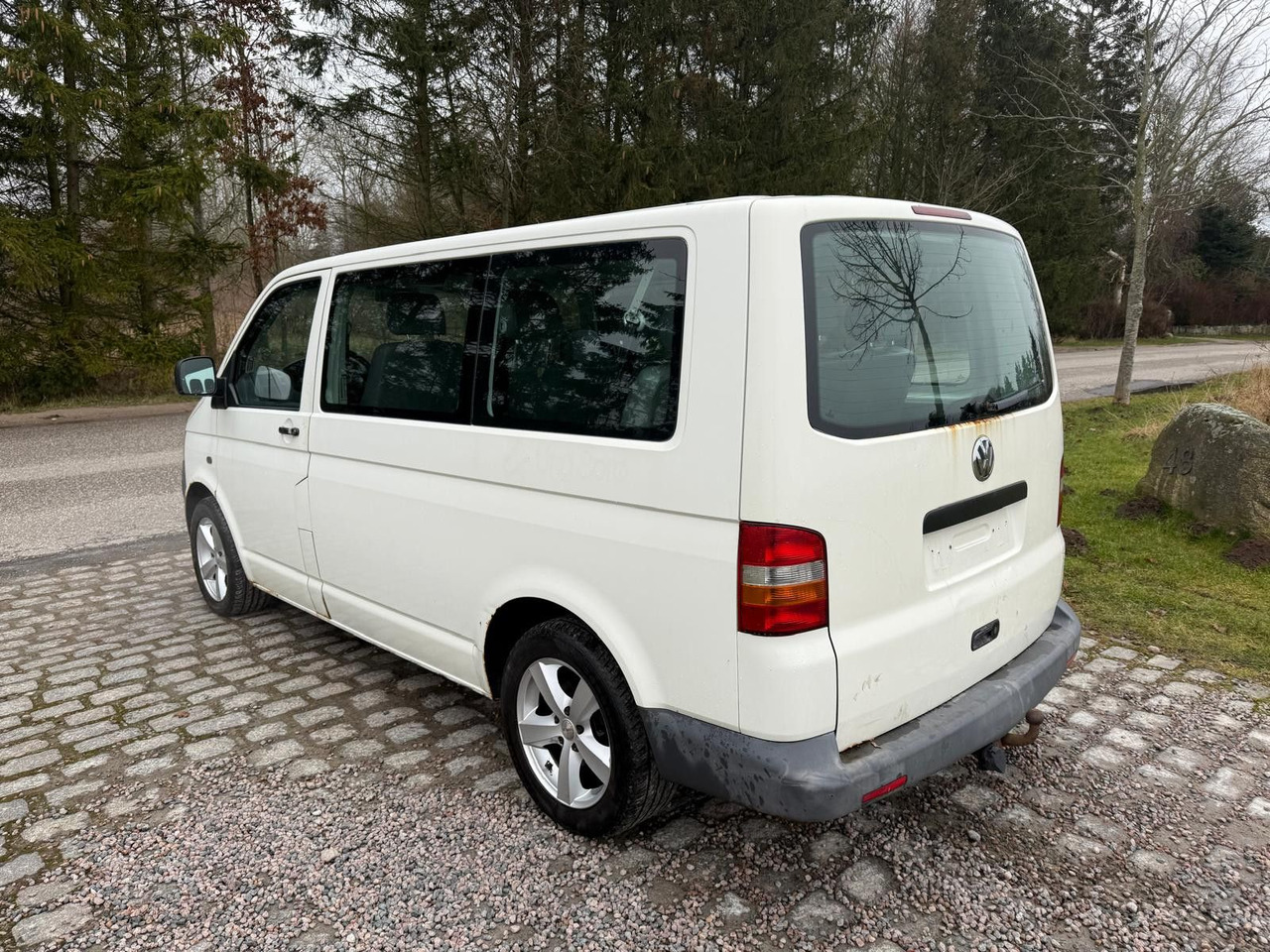 Volkswagen T5 Transporter 1.9 TDI *9 Sitze *RESERVED RO - Пассажирский фургон: фото 3 Volkswagen T5 Transporter 1.9 TDI *9 Sitze *RESERVED RO - Пассажирский фургон: фото 3