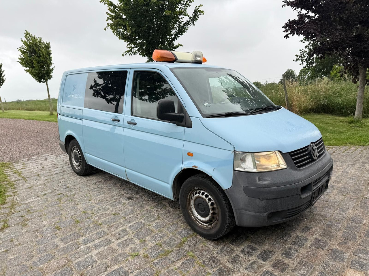 Volkswagen T5 Transporter 2.5 TDI 4Motion *Klima *4x4 - Легковой фургон: фото 1 Volkswagen T5 Transporter 2.5 TDI 4Motion *Klima *4x4 - Легковой фургон: фото 1