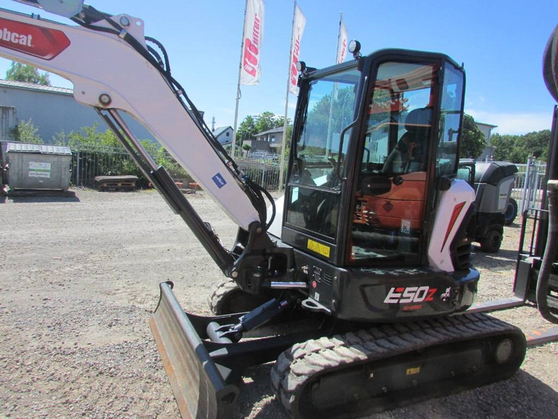 Bobcat E 50z Minibagger 42.500 EUR - Мини-экскаватор: фото 5 Bobcat E 50z Minibagger 42.500 EUR - Мини-экскаватор: фото 5