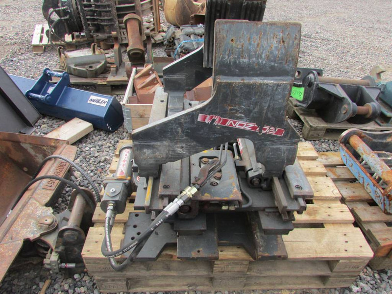 Bolzoni Fassgreifer drum clamp KG 06T2A SP - Грейфер для Погрузочно-разгрузочной техники: фото 1 Bolzoni Fassgreifer drum clamp KG 06T2A SP - Грейфер для Погрузочно-разгрузочной техники: фото 1