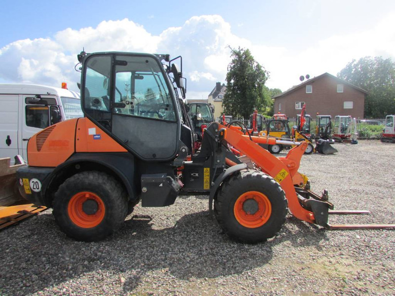 Komatsu WA 80-6 Radlader 27.500 EUR - Колёсный погрузчик: фото 1 Komatsu WA 80-6 Radlader 27.500 EUR - Колёсный погрузчик: фото 1