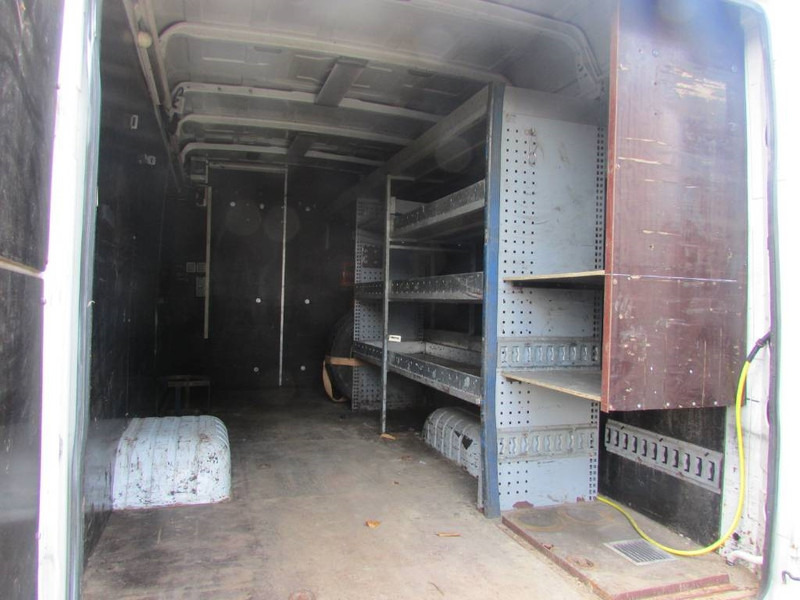 Mercedes-Benz 813 D Vario Kastenwagen - Цельнометаллический фургон: фото 4 Mercedes-Benz 813 D Vario Kastenwagen - Цельнометаллический фургон: фото 4