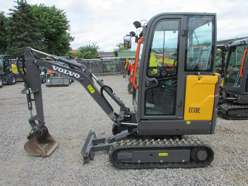 Volvo EC 18 E Minibagger 24.500 EUR - Мини-экскаватор: фото 1 Volvo EC 18 E Minibagger 24.500 EUR - Мини-экскаватор: фото 1