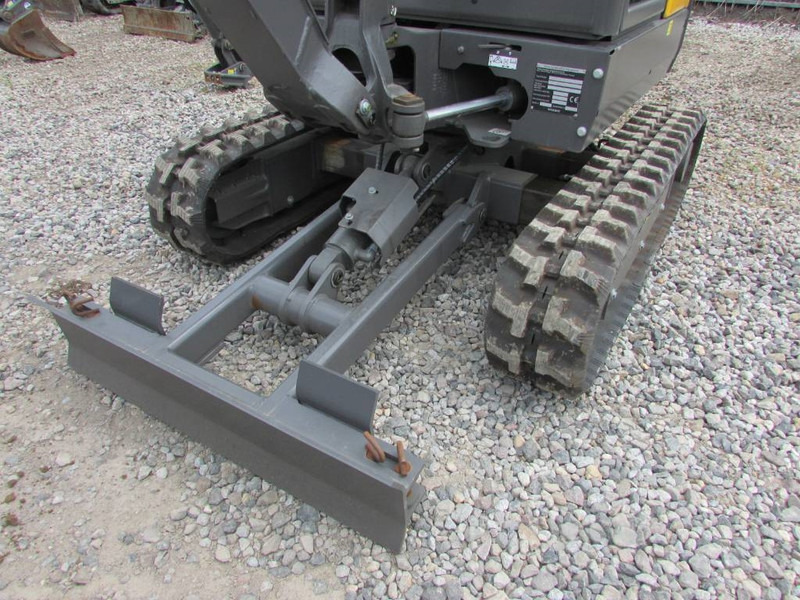 Volvo EC 18 E Minibagger 24.500 EUR - Мини-экскаватор: фото 3 Volvo EC 18 E Minibagger 24.500 EUR - Мини-экскаватор: фото 3