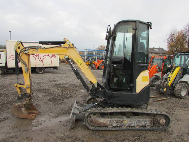 Yanmar Vio 25-4 Minibagger 19.500 EUR - Мини-экскаватор: фото 1 Yanmar Vio 25-4 Minibagger 19.500 EUR - Мини-экскаватор: фото 1