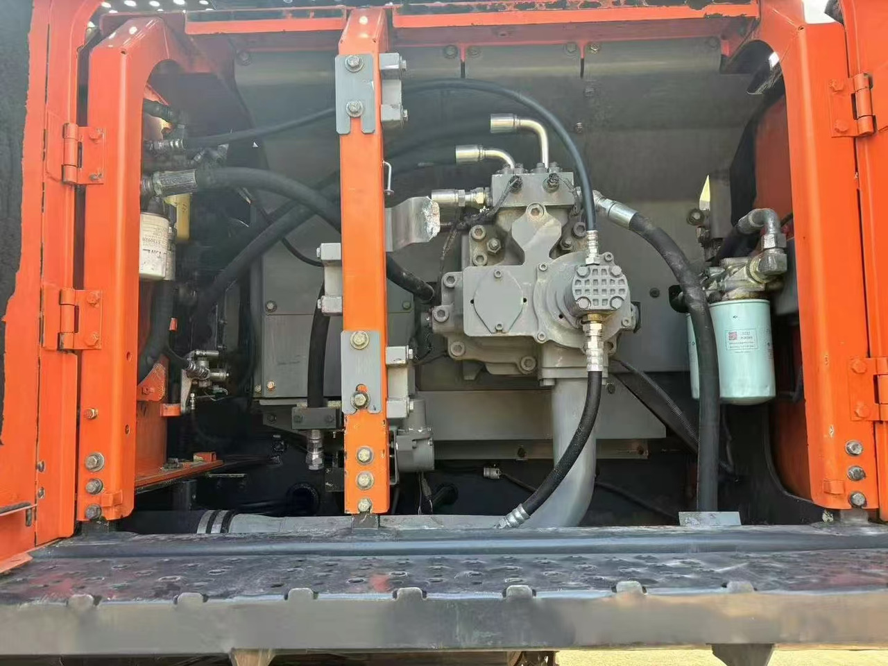 HITACHI ZX470-5G - Гусеничный экскаватор: фото 4 HITACHI ZX470-5G - Гусеничный экскаватор: фото 4