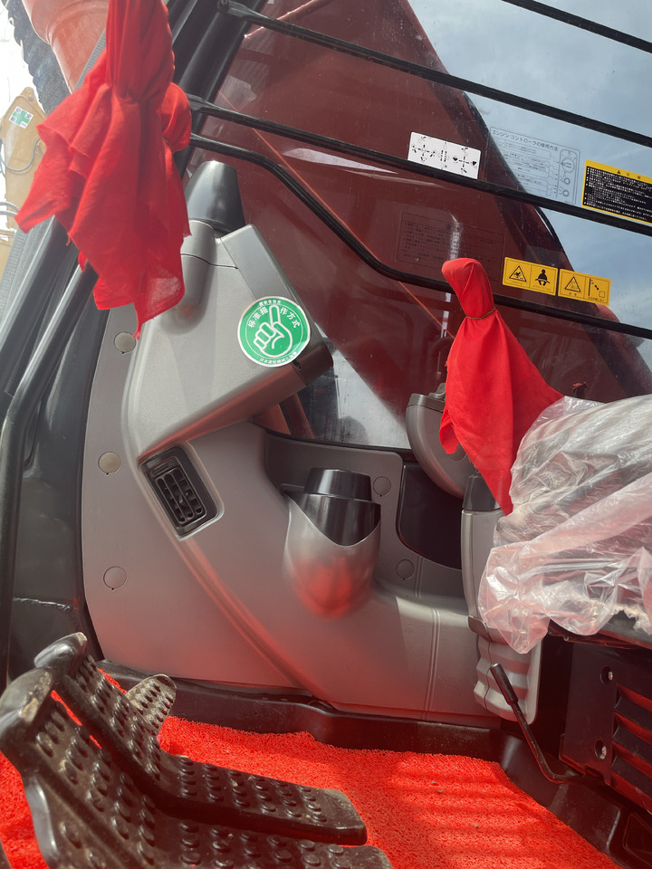 Hitachi ZX200 - Гусеничный экскаватор: фото 3 Hitachi ZX200 - Гусеничный экскаватор: фото 3