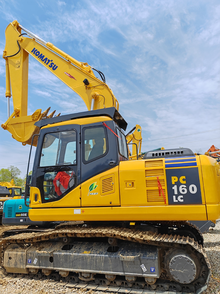 KOMATSU PC160 - Гусеничный экскаватор: фото 2 KOMATSU PC160 - Гусеничный экскаватор: фото 2