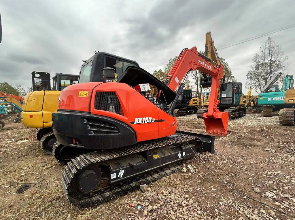 KUBOTA KX 183-3 - Мини-экскаватор: фото 3 KUBOTA KX 183-3 - Мини-экскаватор: фото 3