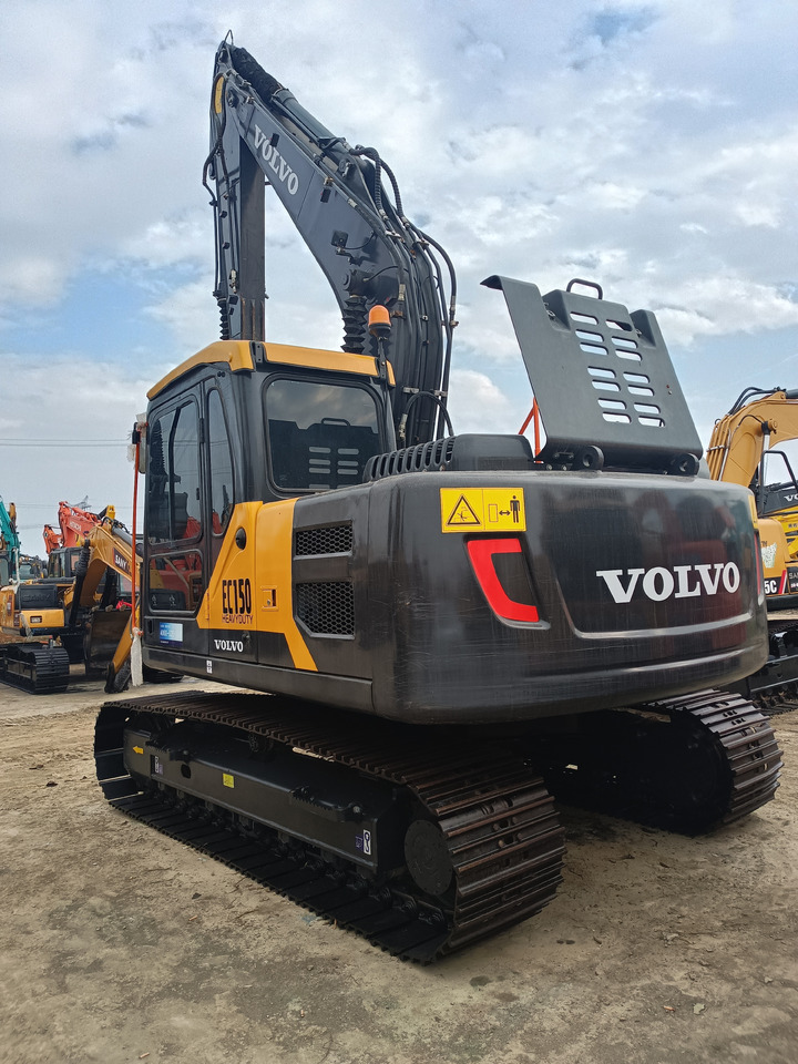 VOLVO EC150 - Мини-экскаватор: фото 4 VOLVO EC150 - Мини-экскаватор: фото 4