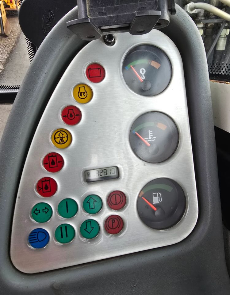 Terex - Колёсный экскаватор: фото 5 Terex - Колёсный экскаватор: фото 5