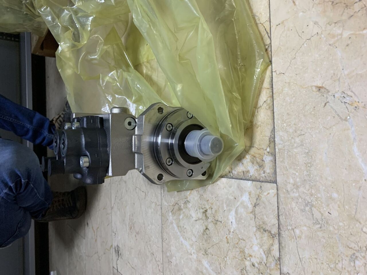 Bosch 0455020260 Mercedes-Benz 2017-2020 - Топливный насос для Грузовиков: фото 4 Bosch 0455020260 Mercedes-Benz 2017-2020 - Топливный насос для Грузовиков: фото 4