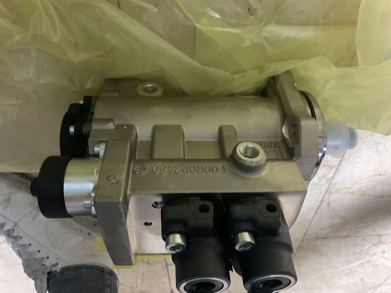 Bosch 0455020260 Mercedes-Benz 2017-2020 - Топливный насос для Грузовиков: фото 1 Bosch 0455020260 Mercedes-Benz 2017-2020 - Топливный насос для Грузовиков: фото 1