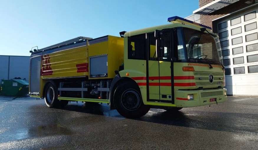 2005 Mercedes-Benz Econic 1833L / 2,50m høyde / Water tanker / Firetruck - Пожарная машина: фото 1 2005 Mercedes-Benz Econic 1833L / 2,50m høyde / Water tanker / Firetruck - Пожарная машина: фото 1