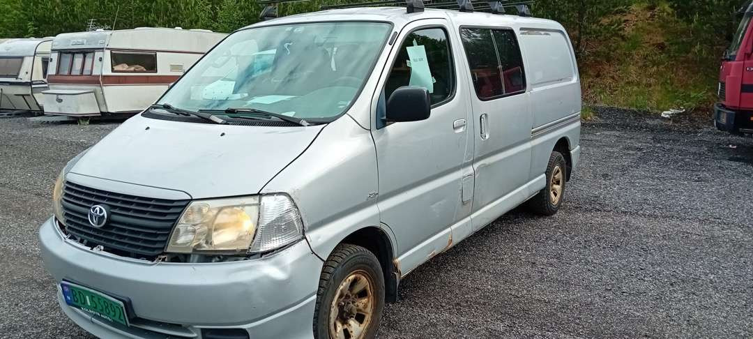 2008 Toyota Hiace 4WD og 2007 Toyota Hiace selges samlet - Легковой автомобиль: фото 1 2008 Toyota Hiace 4WD og 2007 Toyota Hiace selges samlet - Легковой автомобиль: фото 1