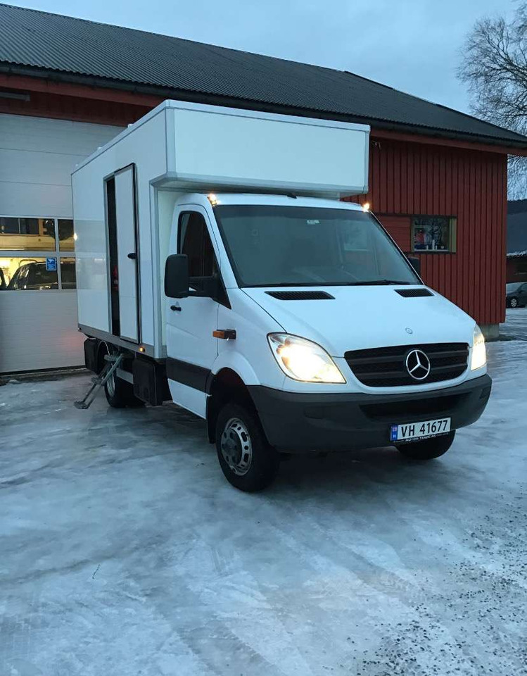 2012 Mercedes-Benz Sprinter EU-GODKJENT SVÆRT LAV KM! - Грузовик с закрытым кузовом: фото 2 2012 Mercedes-Benz Sprinter EU-GODKJENT SVÆRT LAV KM! - Грузовик с закрытым кузовом: фото 2