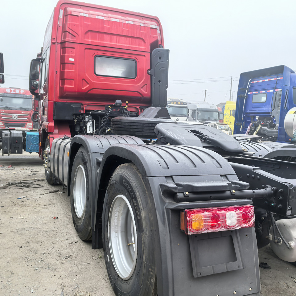 SHACMAN  - Тягач: фото 3 SHACMAN  - Тягач: фото 3