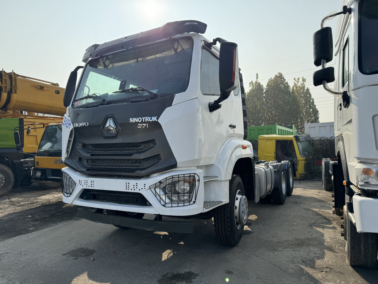 SINOTRUCK HOWO - Тягач: фото 2 SINOTRUCK HOWO - Тягач: фото 2