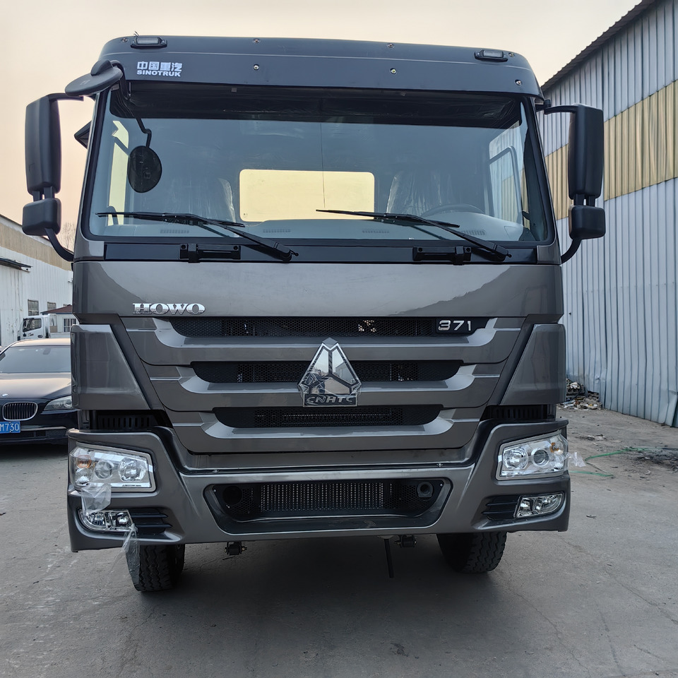 SINOTRUCK HOWO - Тягач: фото 2 SINOTRUCK HOWO - Тягач: фото 2