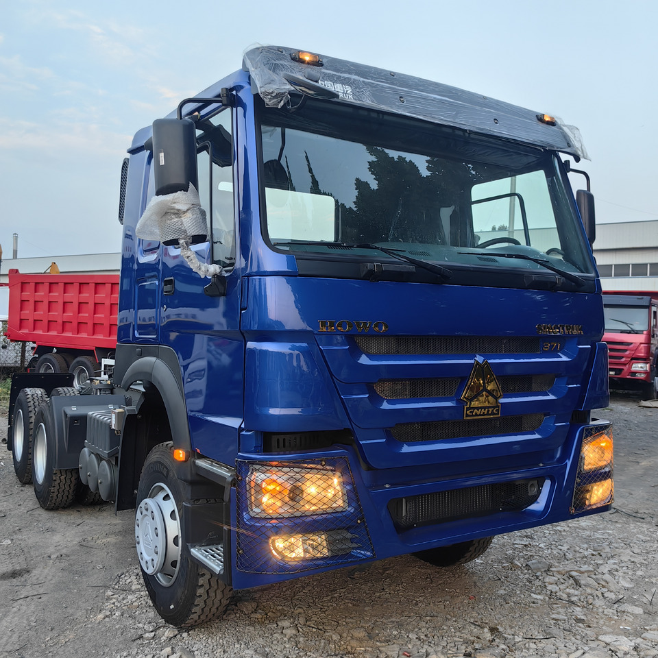 Sino truck  - Тягач: фото 1 Sino truck  - Тягач: фото 1