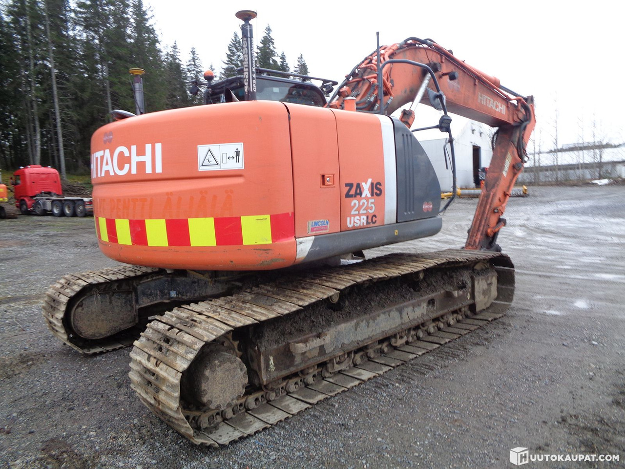 Hitachi ZX 225, 2011, Loimaa - Гусеничный экскаватор: фото 4 Hitachi ZX 225, 2011, Loimaa - Гусеничный экскаватор: фото 4