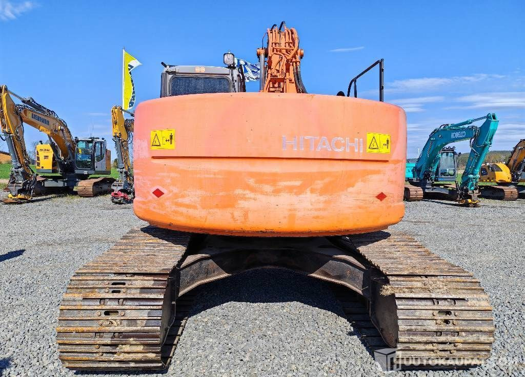 Hitachi ZX 225 US, 2003, 16 156 h Kaivinkone, Kurikka - Гусеничный экскаватор: фото 4 Hitachi ZX 225 US, 2003, 16 156 h Kaivinkone, Kurikka - Гусеничный экскаватор: фото 4