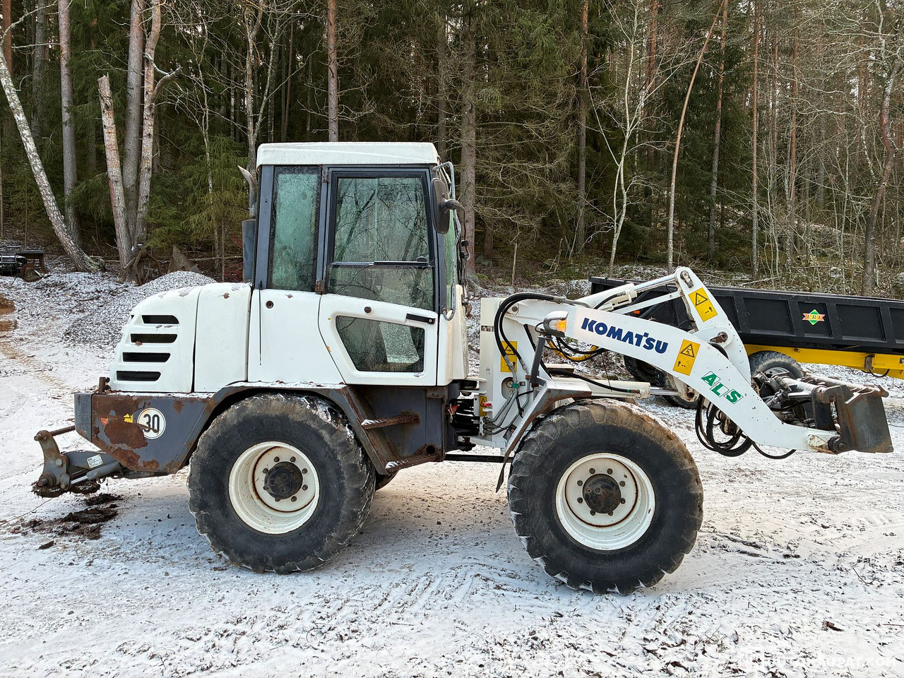 Komatsu WA 75-3, 2001 wheel loader, Pälkäne - Колёсный погрузчик: фото 5 Komatsu WA 75-3, 2001 wheel loader, Pälkäne - Колёсный погрузчик: фото 5