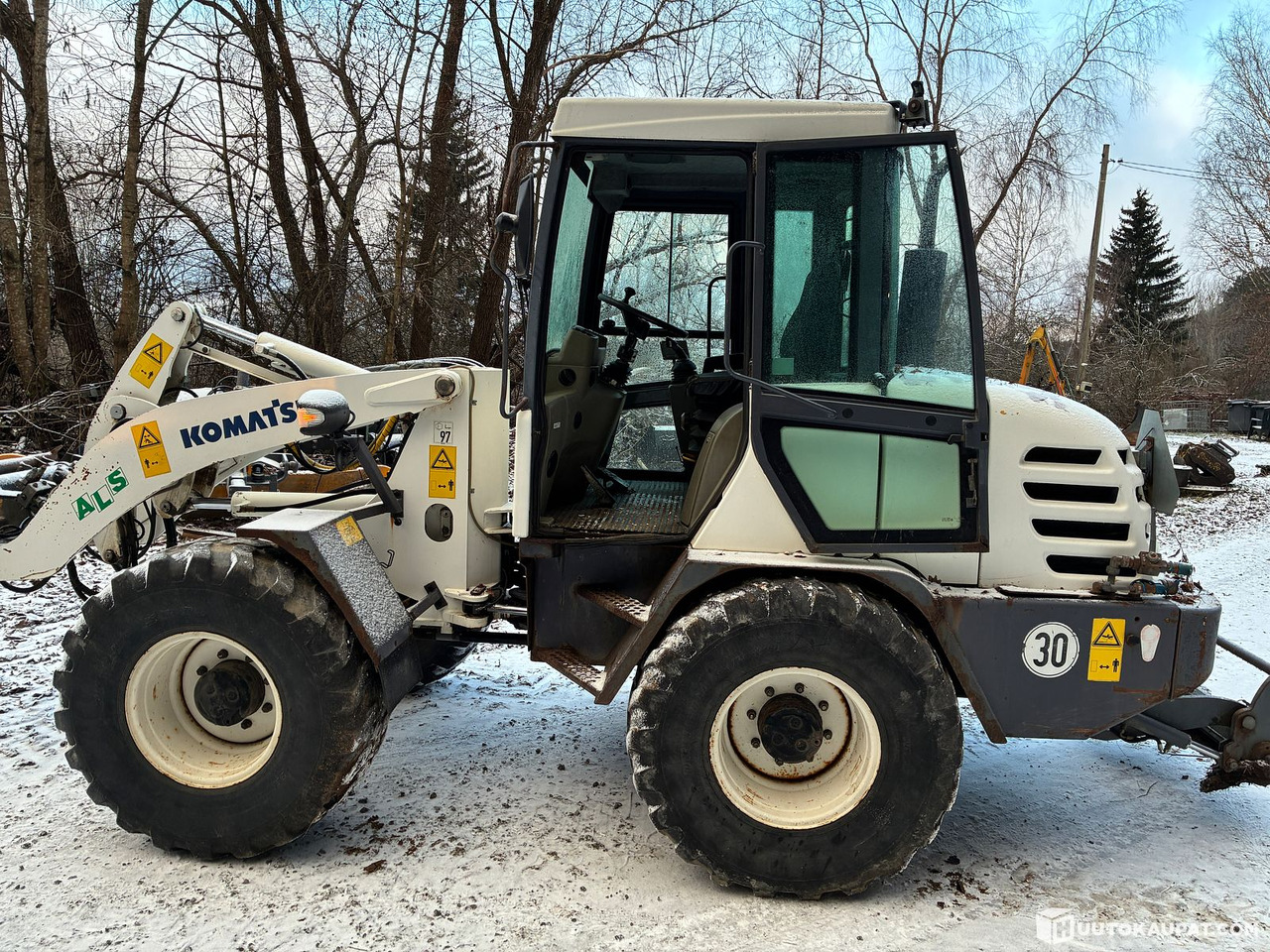 Komatsu WA 75-3, 2001 wheel loader, Pälkäne - Колёсный погрузчик: фото 4 Komatsu WA 75-3, 2001 wheel loader, Pälkäne - Колёсный погрузчик: фото 4