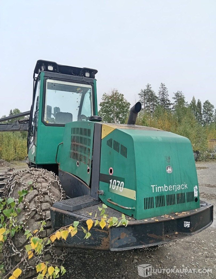 Timberjack 1070 A, 2002, Diesel, 39 800 h Harvesteri, Leppävirta - Лесозаготовительная техника: фото 4 Timberjack 1070 A, 2002, Diesel, 39 800 h Harvesteri, Leppävirta - Лесозаготовительная техника: фото 4