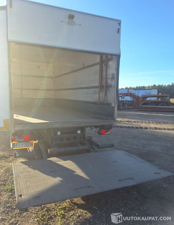 MAN Tgm 15.240, 2008, Diesel, 550 000 h, Leppävirta - Грузовик с закрытым кузовом: фото 2 MAN Tgm 15.240, 2008, Diesel, 550 000 h, Leppävirta - Грузовик с закрытым кузовом: фото 2