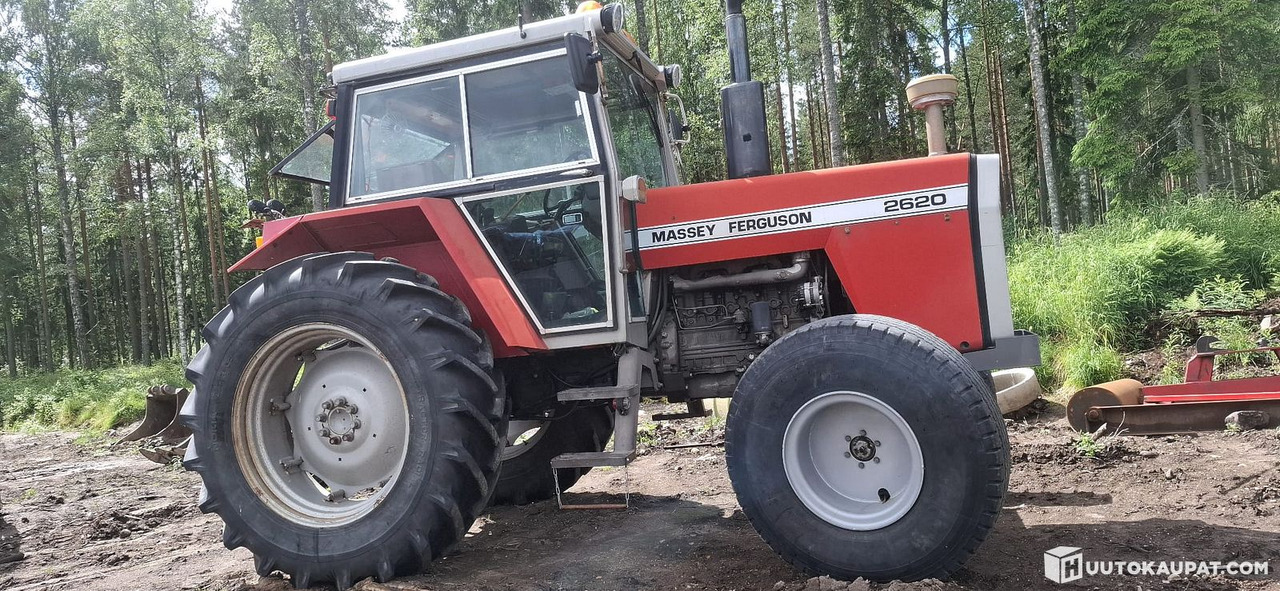 Massey Ferguson 2620, 1986 Traktori, Leppävirta - Трактор: фото 4 Massey Ferguson 2620, 1986 Traktori, Leppävirta - Трактор: фото 4