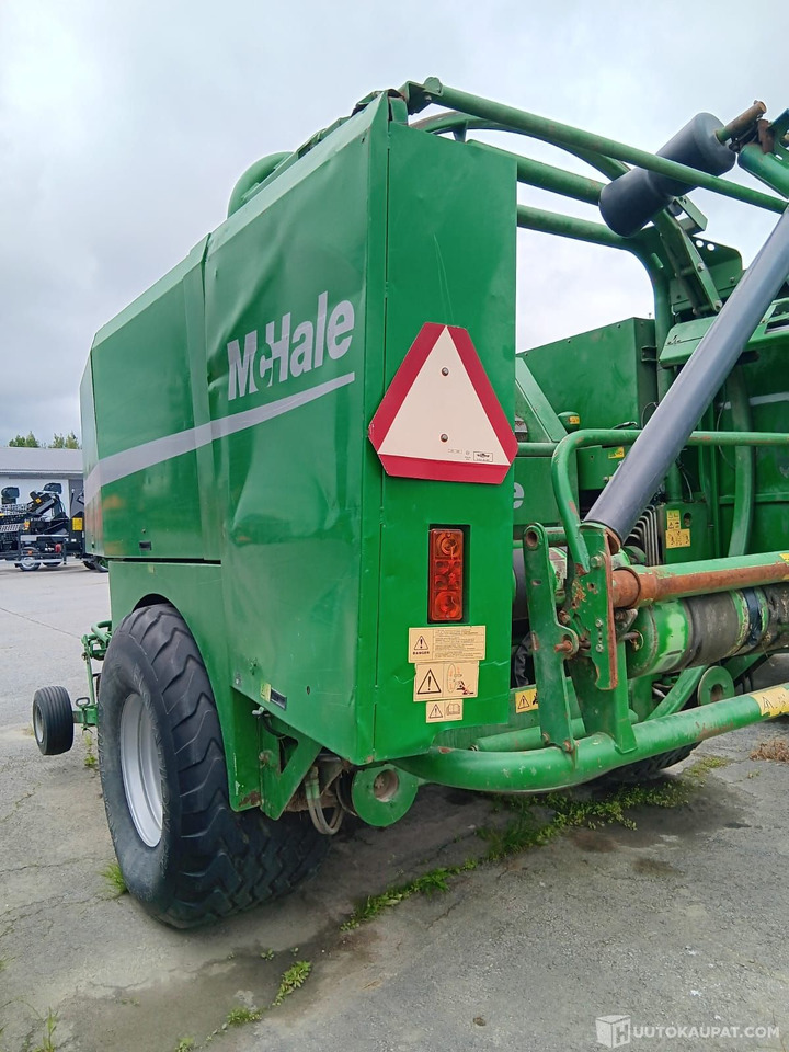 McHale Fusion 1 pyöröpaalain vm 2006, Seinäjoki - Сельскохозяйственная техника: фото 4 McHale Fusion 1 pyöröpaalain vm 2006, Seinäjoki - Сельскохозяйственная техника: фото 4