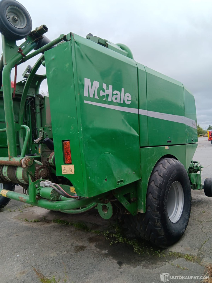 McHale Fusion 1 pyöröpaalain vm 2006, Seinäjoki - Сельскохозяйственная техника: фото 3 McHale Fusion 1 pyöröpaalain vm 2006, Seinäjoki - Сельскохозяйственная техника: фото 3