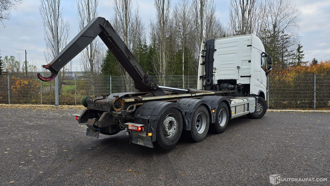 Volvo FH540 8x4, koukkulava kuorma-auto, 2017, Vantaa - Крюковой мультилифт: фото 3 Volvo FH540 8x4, koukkulava kuorma-auto, 2017, Vantaa - Крюковой мультилифт: фото 3