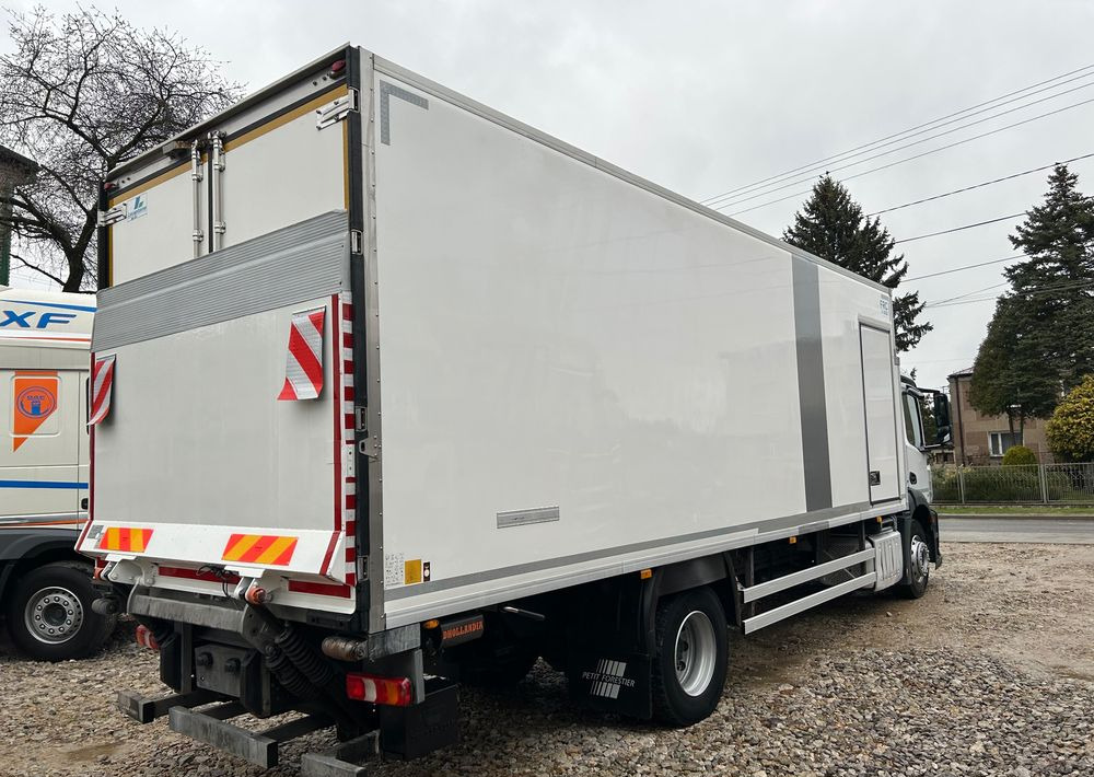 Mercedes-Benz Antos 1824 CARRIER SUPRA 1150 DRZWI + winda i drzwi boczne / 7.7m / z Holandii / KLIMA LEKKI / Axor man Tgm T1000-R THERMO King - Рефрижератор: фото 4 Mercedes-Benz Antos 1824 CARRIER SUPRA 1150 DRZWI + winda i drzwi boczne / 7.7m / z Holandii / KLIMA LEKKI / Axor man Tgm T1000-R THERMO King - Рефрижератор: фото 4