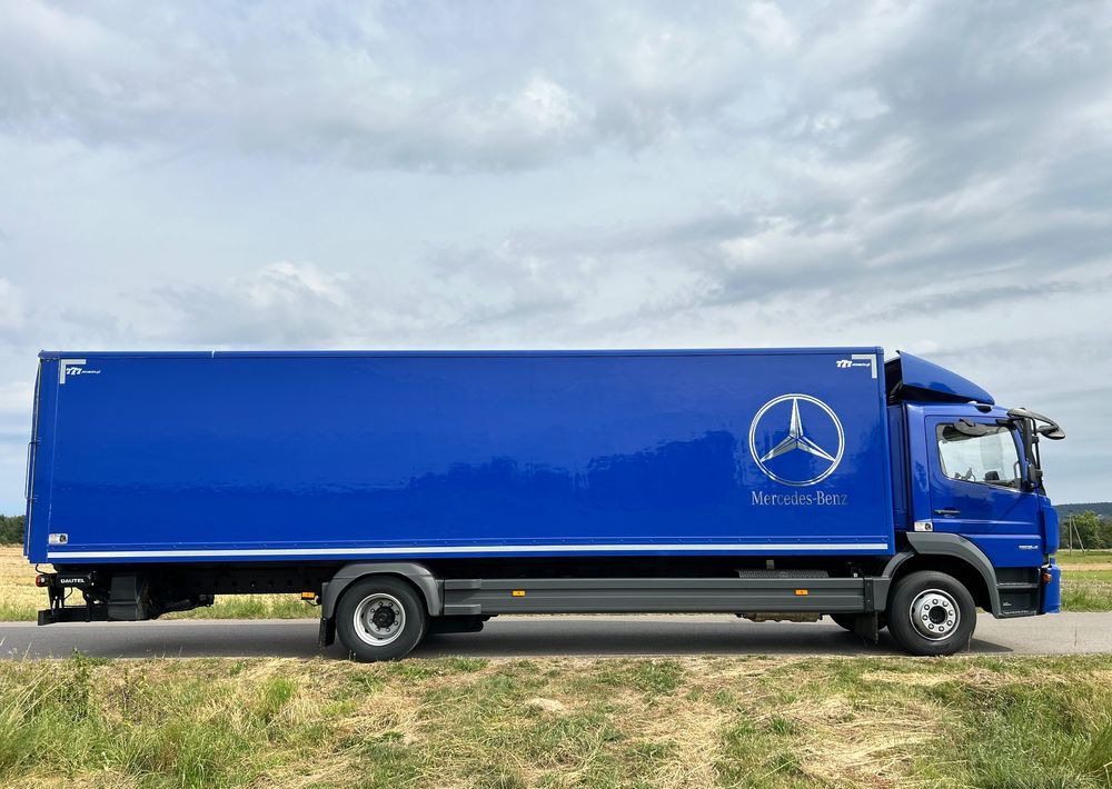 Mercedes-Benz Atego 1524 Z Niemiec 8.65m TOP 2018 Przód i tył na poduszkach 15t DMC / TOP STAN - Грузовик с закрытым кузовом: фото 5 Mercedes-Benz Atego 1524 Z Niemiec 8.65m TOP 2018 Przód i tył na poduszkach 15t DMC / TOP STAN - Грузовик с закрытым кузовом: фото 5