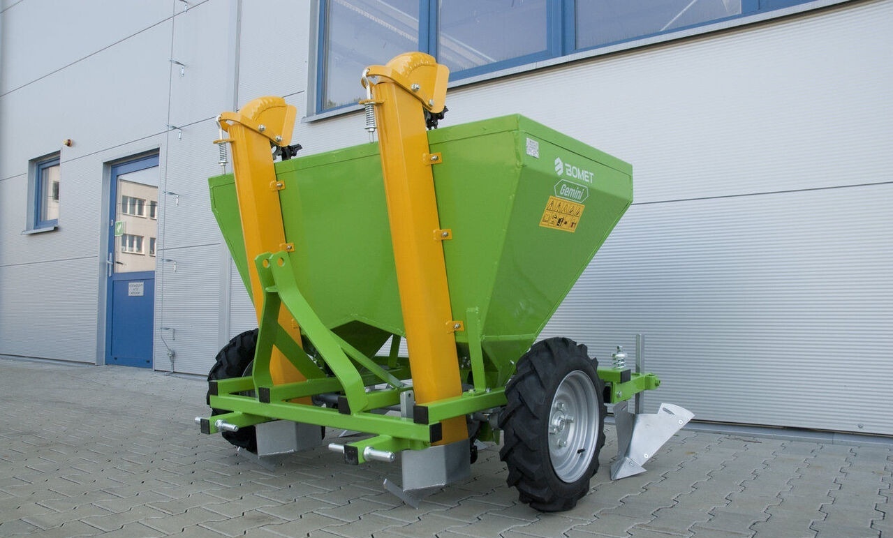 Bomet S239/1 70/75cm 2-rzędowa Gemini - Картофелесажалка: фото 4 Bomet S239/1 70/75cm 2-rzędowa Gemini - Картофелесажалка: фото 4