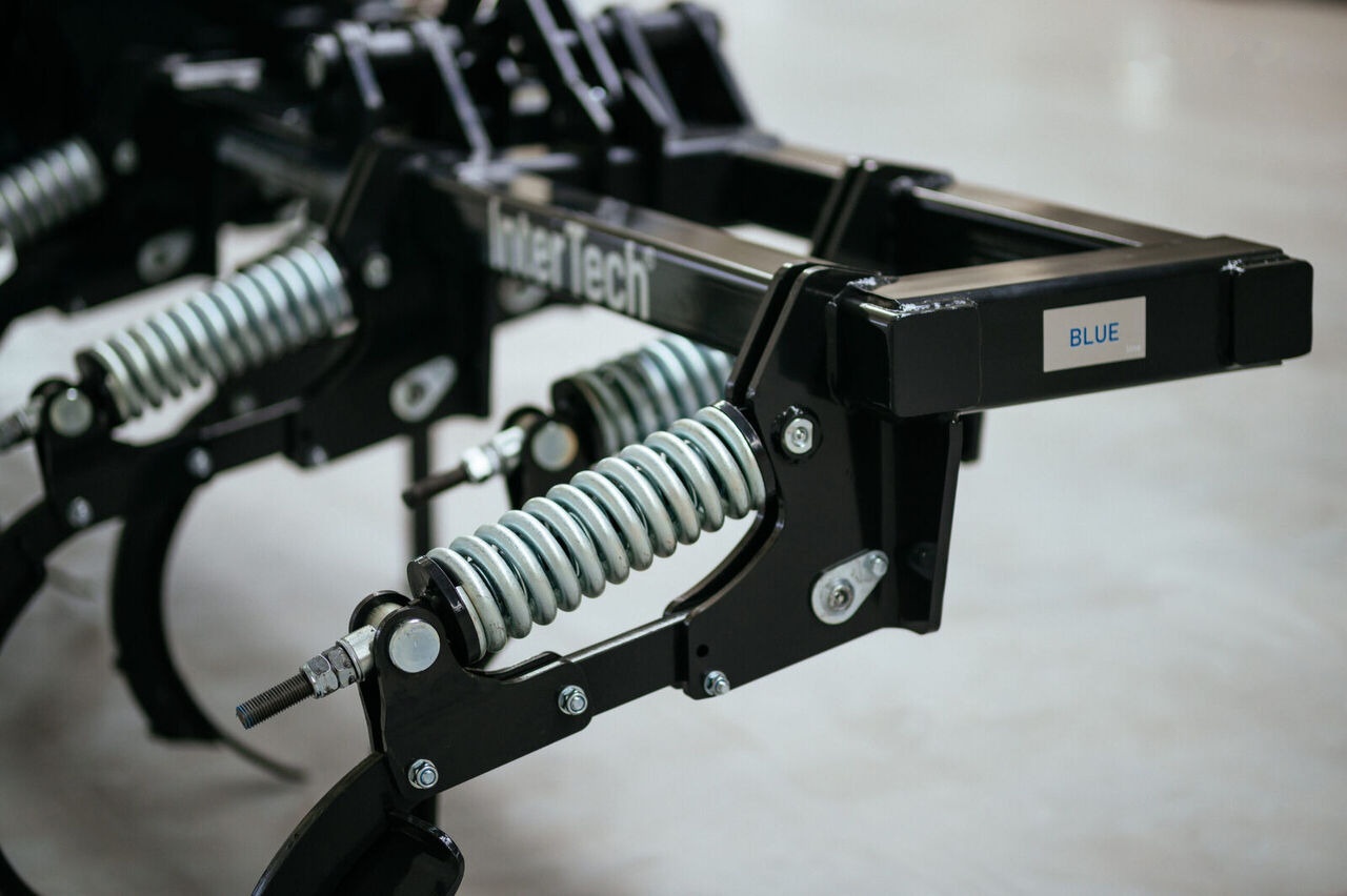 Inter-Tech BK02 IT4.0m - Культиватор: фото 3 Inter-Tech BK02 IT4.0m - Культиватор: фото 3